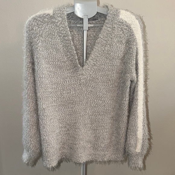 Tart Cozy Gray and Cream V-Neck Sweater
